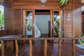 D'Muncuk Huts Lembongan