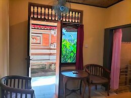 Ojeks Homestay