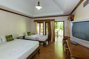 Long Beach Lodge