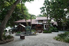 Long Beach Lodge