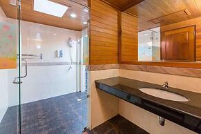 Long Beach Lodge