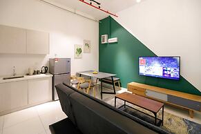 3 Tower by Plush