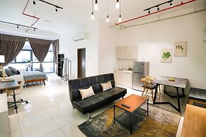 3 Tower by Plush