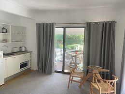 Tilba Lake House