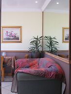 Aurora Guest Units
