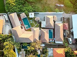 Hiburan Villas by Villa Finder