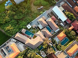 Villa Hiburan 1 by Villa Finder