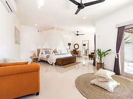 Villa Hiburan 1 by Villa Finder