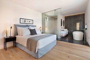 Elea Silver Villa