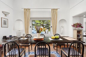 Villa Polifemo