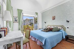 Villa Polifemo
