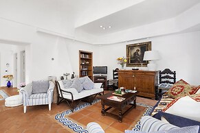 Villa Polifemo
