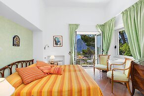 Villa Polifemo