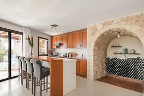 Villa Thea