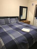 Shanahans B&B with Sports Bar