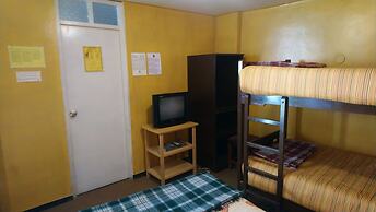 El Manzano Hostel