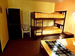 El Manzano Hostel