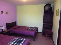 El Manzano Hostel