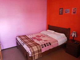 El Manzano Hostel