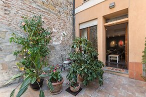 Art Gallery Apartment in Florence