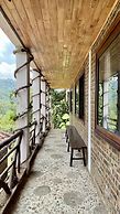 Ba Be Lakeside Bungalow