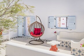 Starlight Luxury Seaside Villa & Suites
