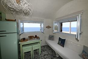 Starlight Luxury Seaside Villa & Suites