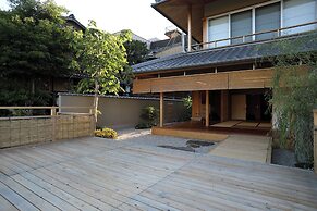 Maru Izumiyacho