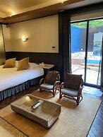Hotel Takao Asile