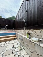 Hotel Takao Asile