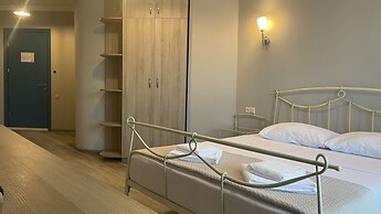 Hotel Argo