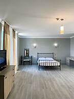 Hotel Argo