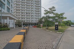 RedDoorz Apartment @ Sentul Tower