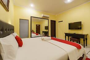 RedDoorz Plus near Ancol