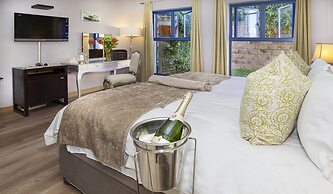 Magellans Hotel