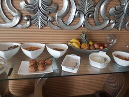 Magellans Hotel