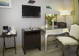 Magellans Hotel