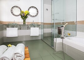 Magellans Hotel