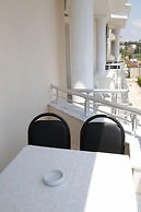 Mimi Lux Apartments