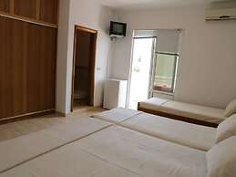 Mimi Lux Apartments