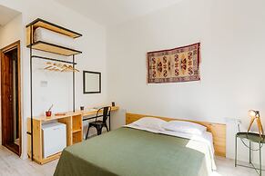 Djumba Hotel & Cafe