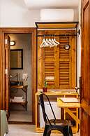 Djumba Hotel & Cafe
