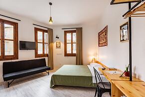 Djumba Hotel & Cafe