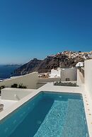 Aesthesis Boutique Villas Fira