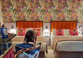 Allingham Arms Hotel