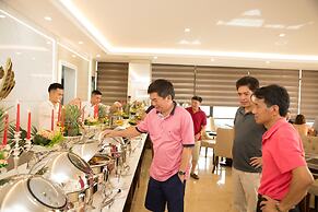 Vincent Halong Hotel