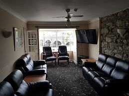 The River's Edge Guest House