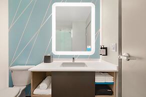 avid hotels Beaumont by IHG