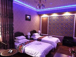 Sharq Plaza