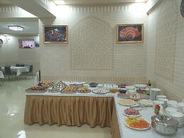 Sharq Plaza